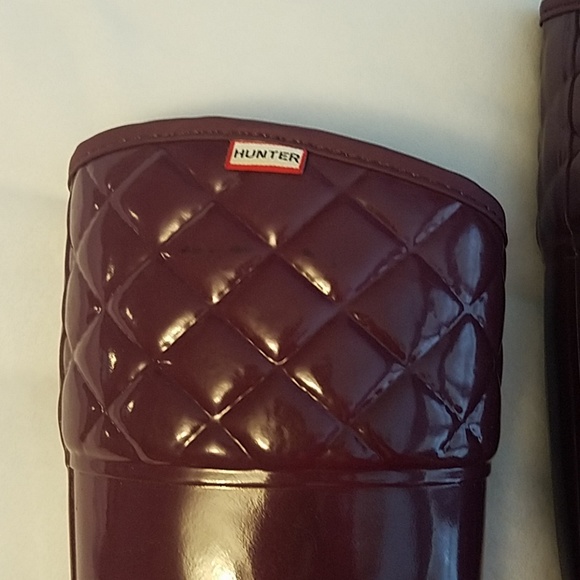 Hunter Rainboots in Plum/Purple - Picture 2 of 8